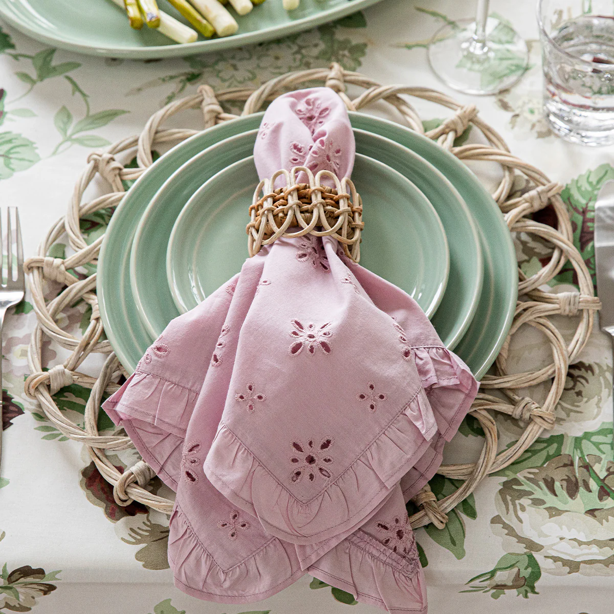 Eyelet Napkin Set/4 - Lilac - Image 4