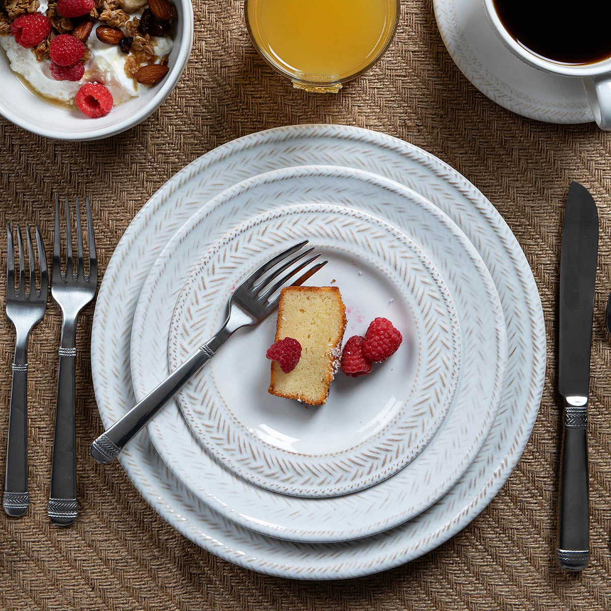 Le Panier 13" Hostess Tray - Whitewash - Image 6